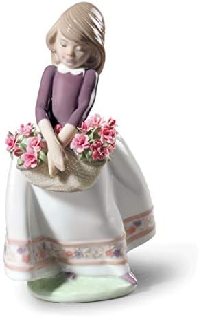 Lladró may cvijeće figurice. Posebna verzija. Porculanska djevojka s cvijećem figura.