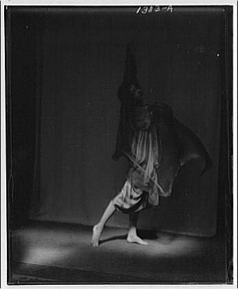 PovijesneFindings Foto: Cushing, Jessie H, Miss, Portretne fotografije, žene, kostimi, Arnold Genthe, 1916 1